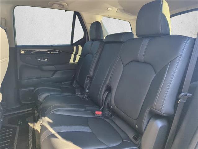 new 2026 Honda Pilot car, priced at $46,445