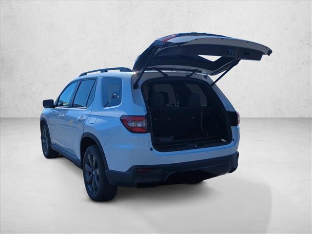 new 2026 Honda Pilot car, priced at $44,145
