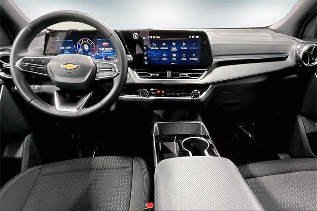 used 2025 Chevrolet Equinox car, priced at $27,234