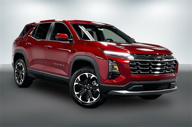 new 2026 Chevrolet Equinox car, priced at $32,319