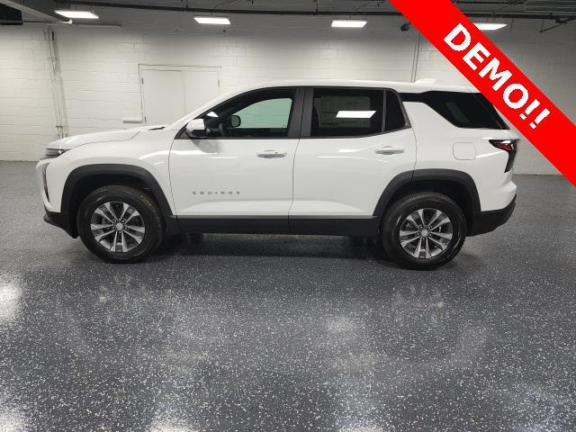 new 2026 Chevrolet Equinox car, priced at $29,555