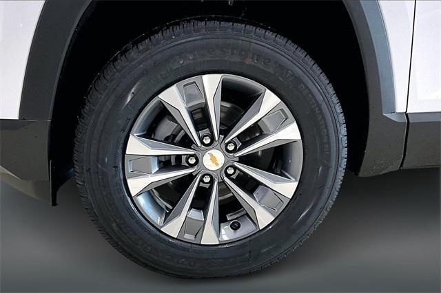 new 2026 Chevrolet Equinox car, priced at $28,379