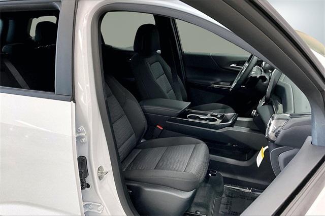 new 2026 Chevrolet Equinox car, priced at $28,379