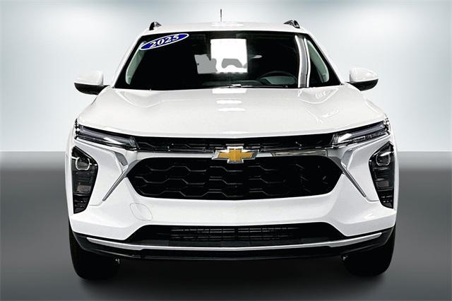 used 2025 Chevrolet Trax car, priced at $22,413