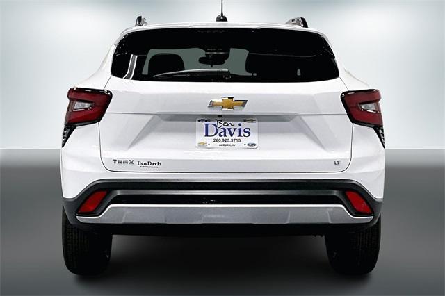 used 2025 Chevrolet Trax car, priced at $22,413