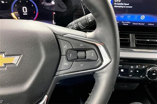 used 2025 Chevrolet Trax car, priced at $22,413