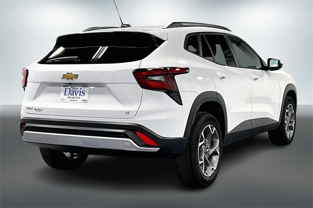 used 2025 Chevrolet Trax car, priced at $22,413