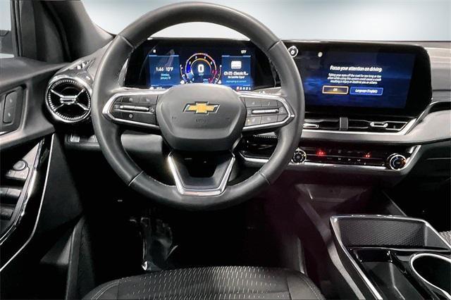 used 2025 Chevrolet Equinox car, priced at $26,367