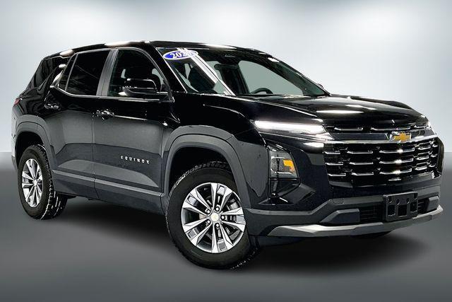 used 2025 Chevrolet Equinox car, priced at $26,499