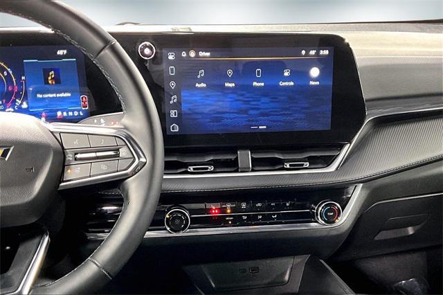 used 2025 Chevrolet Equinox car, priced at $25,469