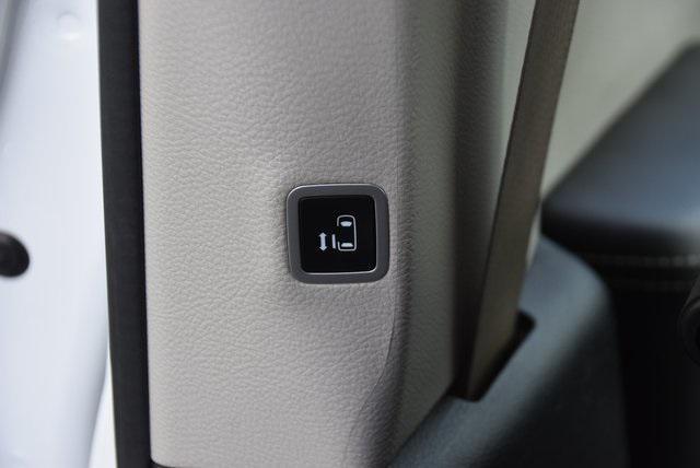 used 2024 Chrysler Pacifica car, priced at $26,999