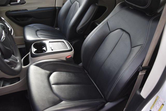 used 2024 Chrysler Pacifica car, priced at $26,999