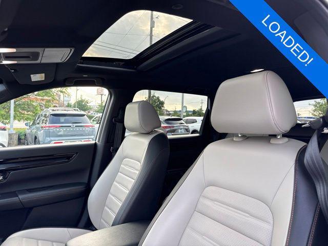 used 2025 Honda CR-V Hybrid car, priced at $37,998