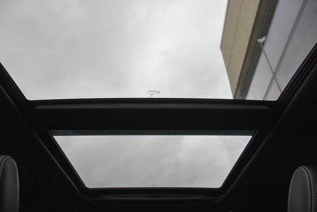 used 2025 Chrysler Pacifica car, priced at $35,499