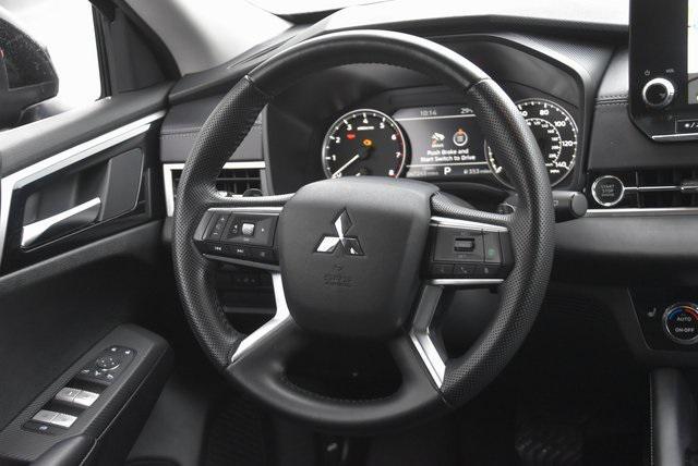 used 2024 Mitsubishi Outlander car, priced at $20,499