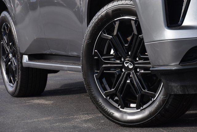 new 2026 INFINITI QX80 car, priced at $105,320