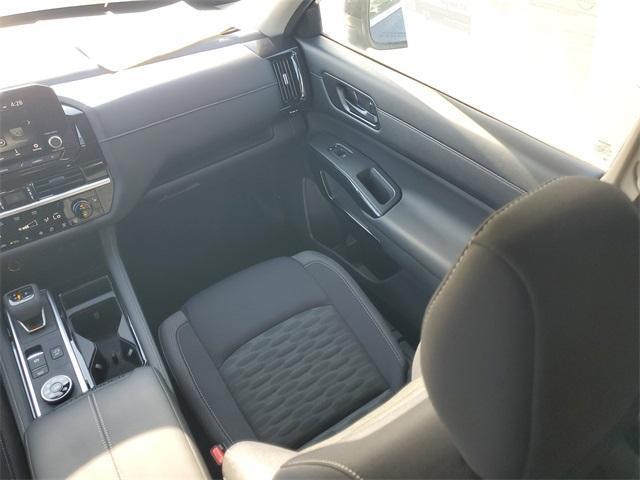 new 2025 Nissan Pathfinder car, priced at $31,994