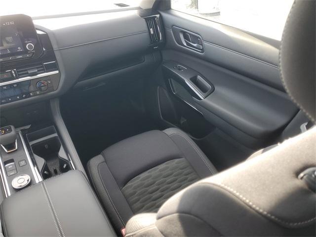 new 2025 Nissan Pathfinder car, priced at $37,738