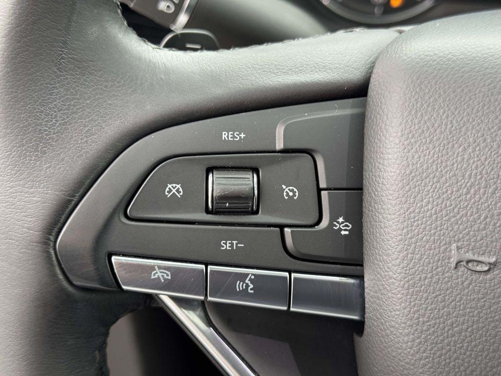 used 2021 Cadillac XT6 car, priced at $28,555