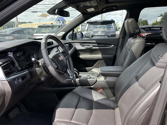 used 2024 Cadillac XT6 car, priced at $41,170