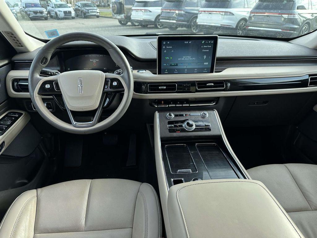 used 2023 Lincoln Aviator car, priced at $44,995