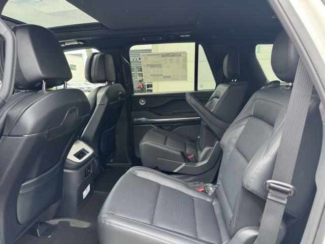 new 2026 Lincoln Navigator car, priced at $110,290