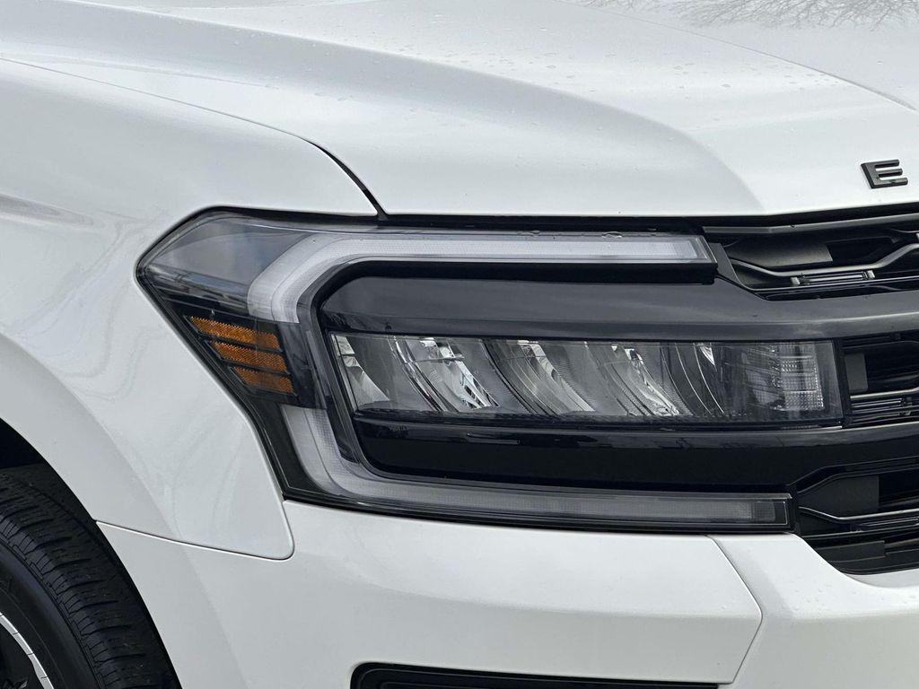 used 2023 Ford Expedition Max car