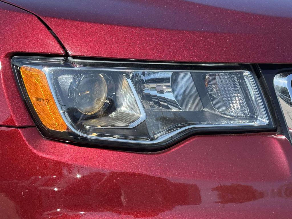 used 2021 Jeep Grand Cherokee car, priced at $24,935