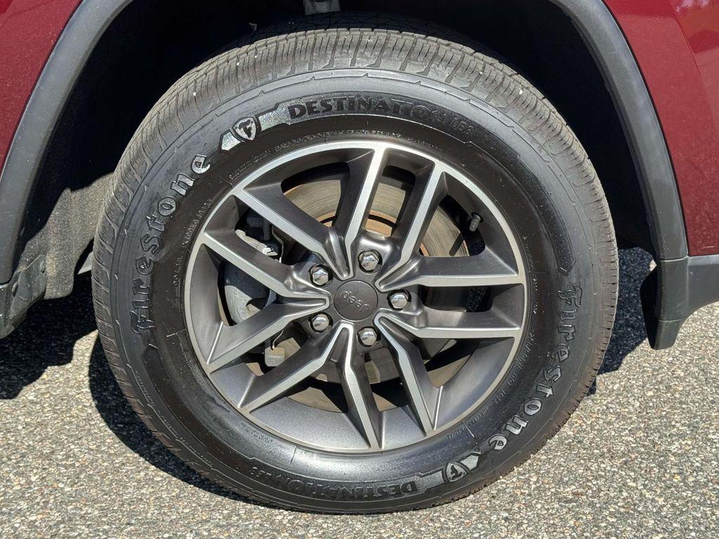 used 2021 Jeep Grand Cherokee car, priced at $24,935