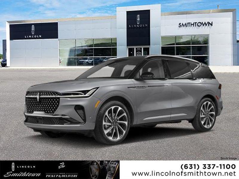 new 2025 Lincoln Nautilus car, priced at $52,235