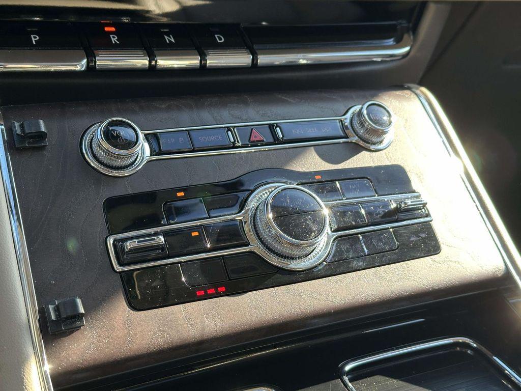 used 2023 Lincoln Aviator car, priced at $47,995