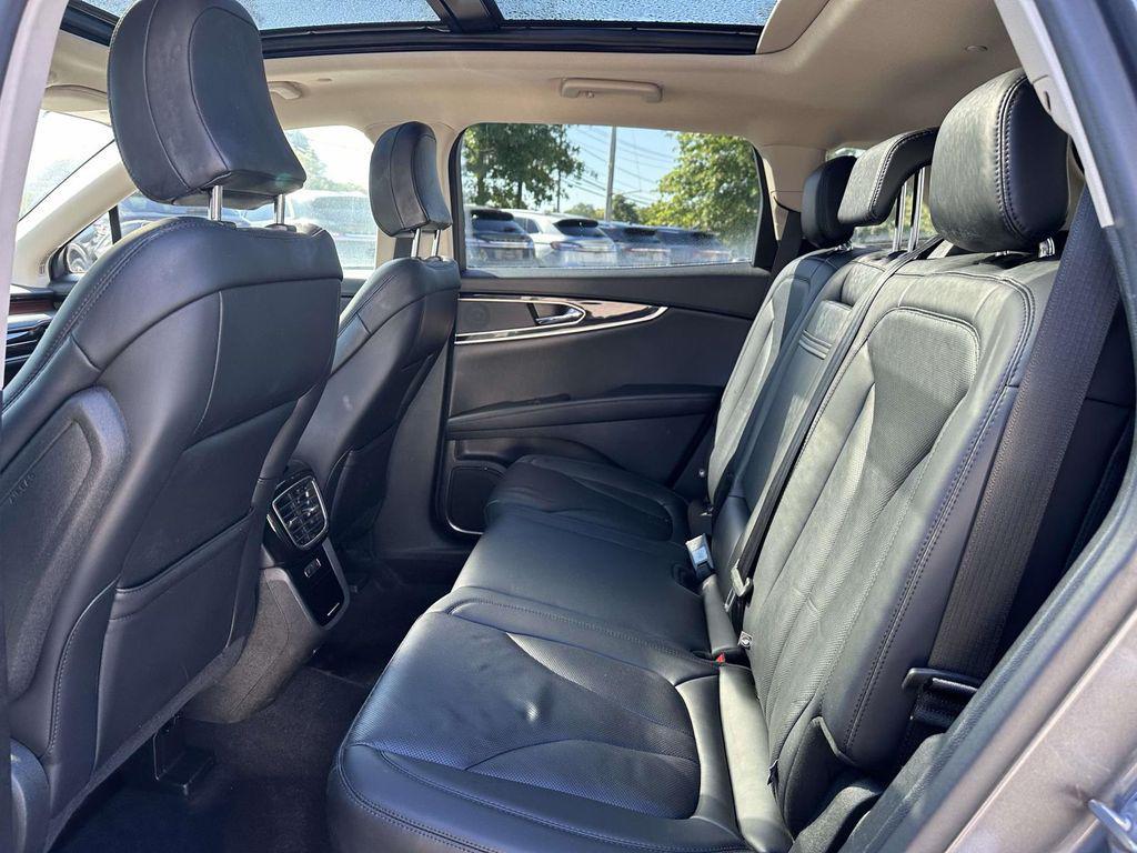 used 2022 Lincoln Nautilus car, priced at $34,995