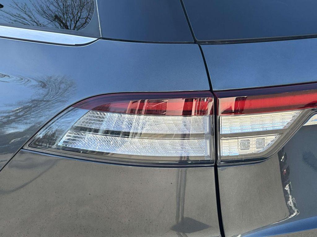 used 2020 Lincoln Aviator car, priced at $33,655