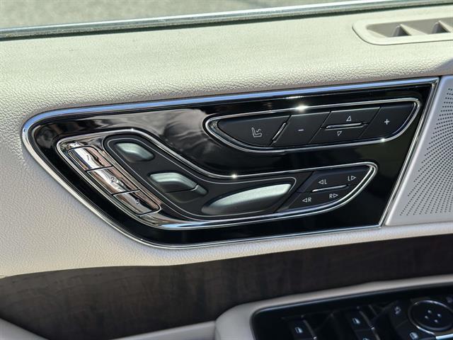 used 2020 Lincoln Navigator car, priced at $35,170
