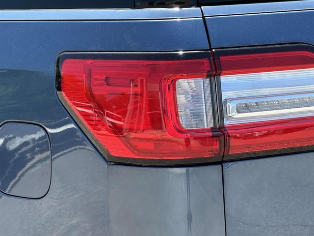used 2020 Lincoln Navigator car, priced at $35,170