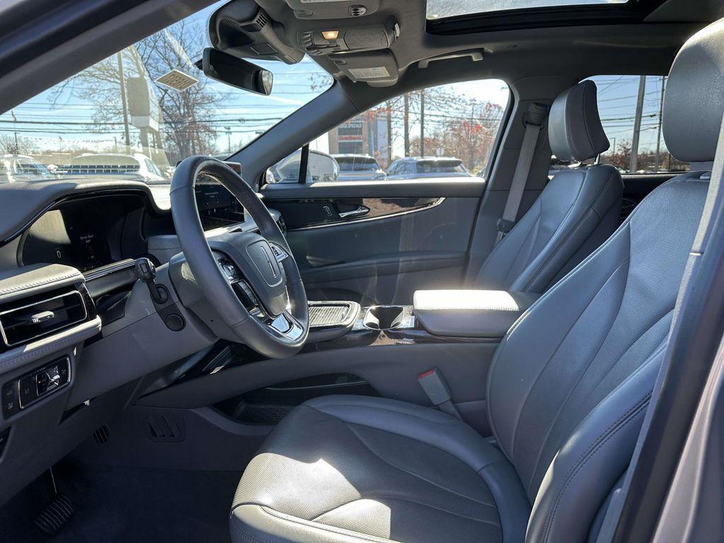 used 2022 Lincoln Nautilus car, priced at $31,645