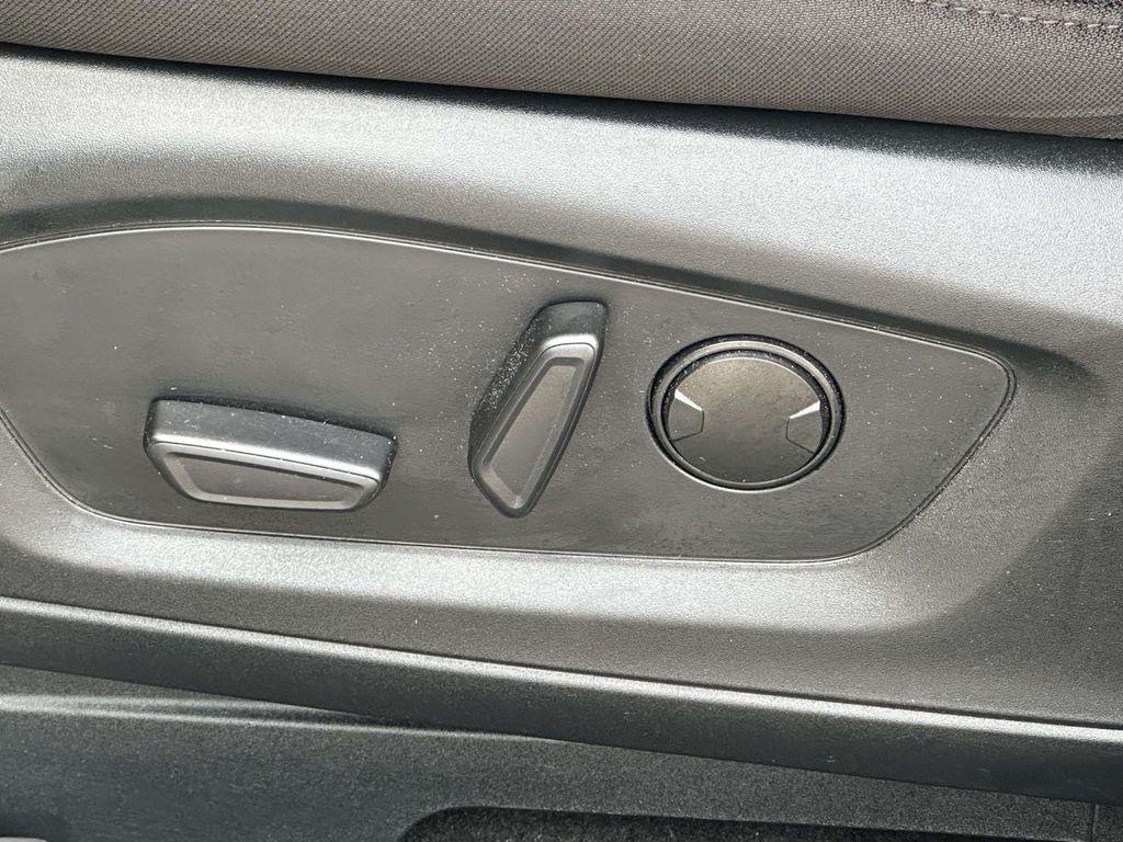 used 2023 Ford Explorer car