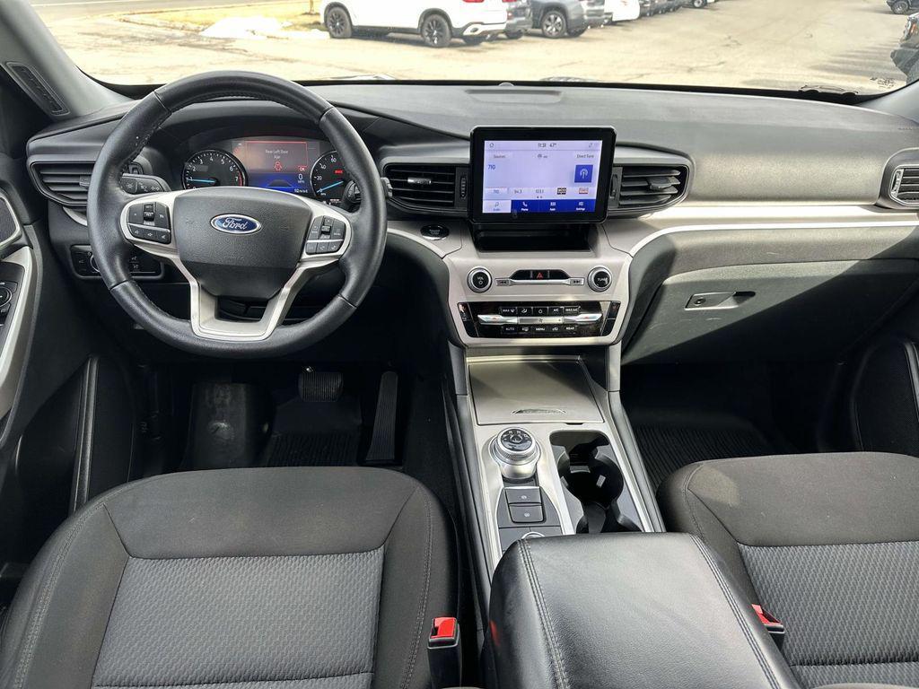 used 2023 Ford Explorer car