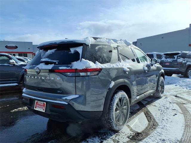 used 2024 Nissan Pathfinder car, priced at $26,000
