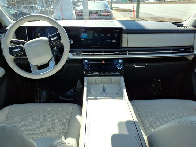 used 2025 Hyundai Santa Fe car, priced at $28,500