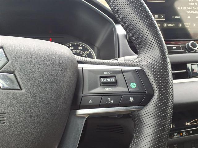 used 2025 Mitsubishi Outlander car, priced at $26,000