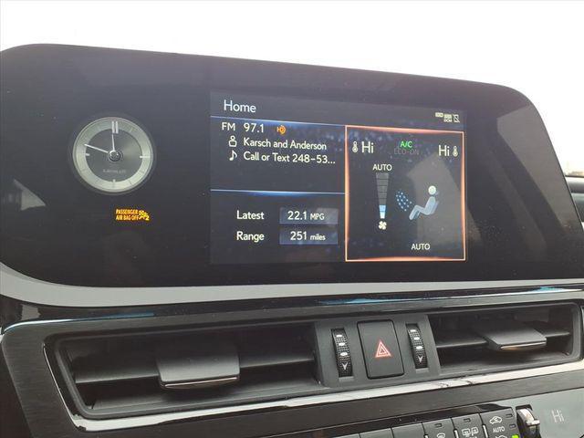 used 2022 Lexus ES 350 car, priced at $30,000