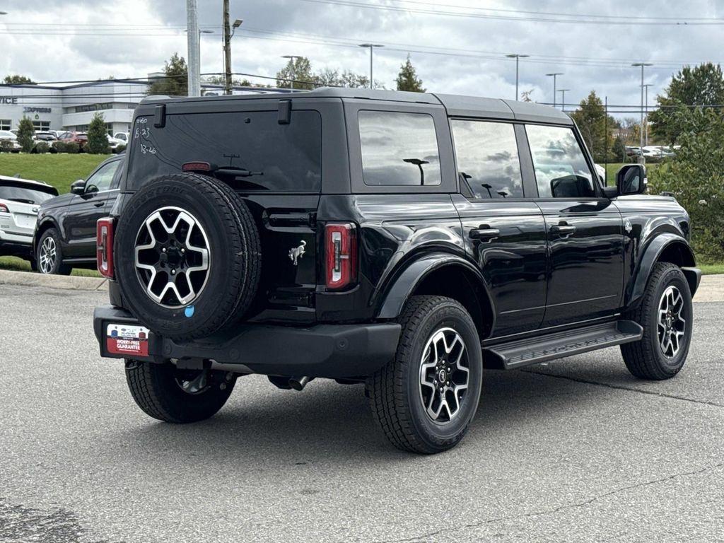 new 2025 Ford Bronco car, priced at $52,368