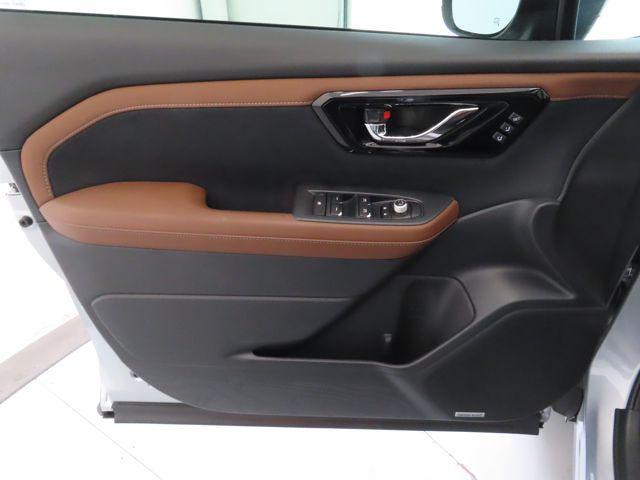 new 2025 Subaru Forester Hybrid car, priced at $45,253