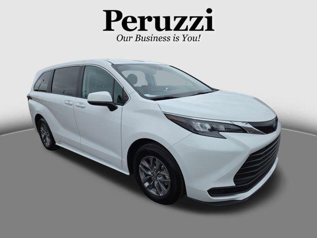 used 2024 Toyota Sienna car, priced at $39,978