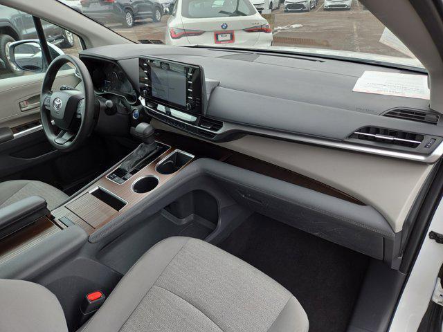 used 2024 Toyota Sienna car, priced at $39,978