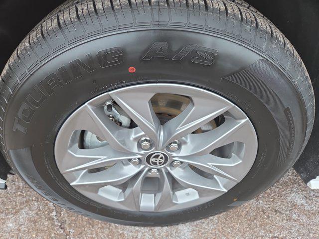 used 2024 Toyota Sienna car, priced at $39,978