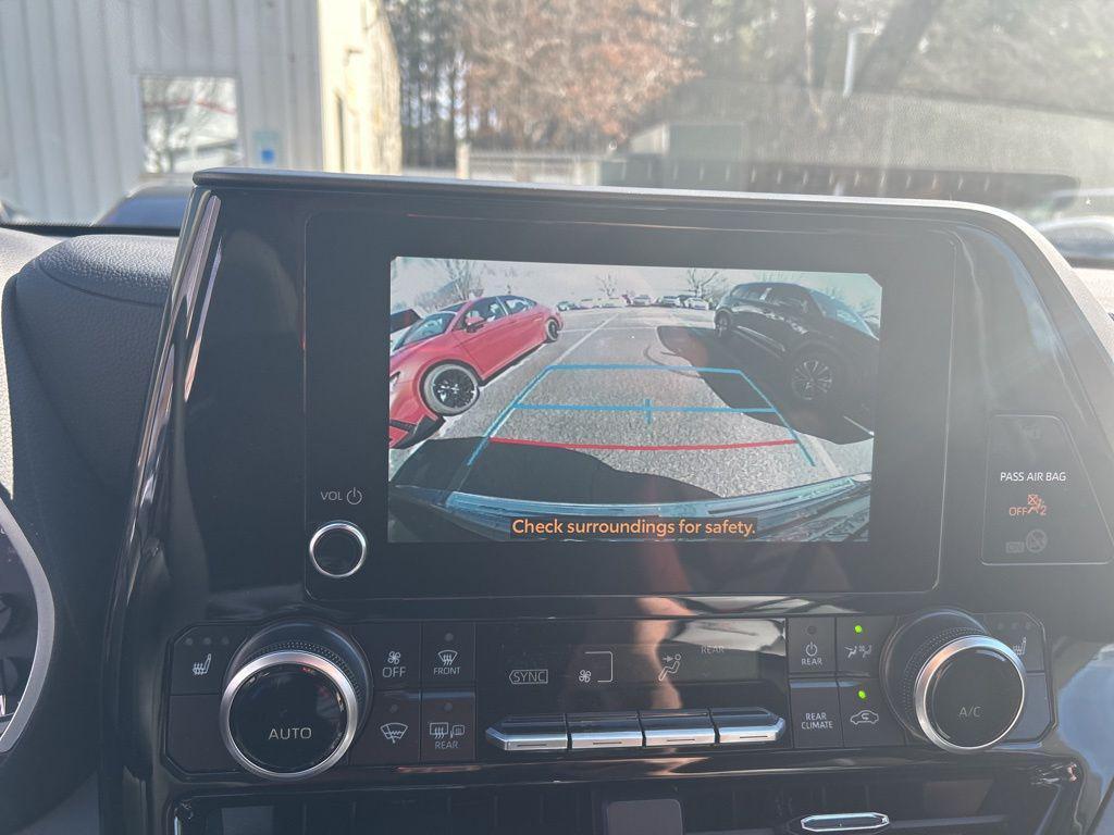 new 2026 Toyota Highlander car, priced at $48,902