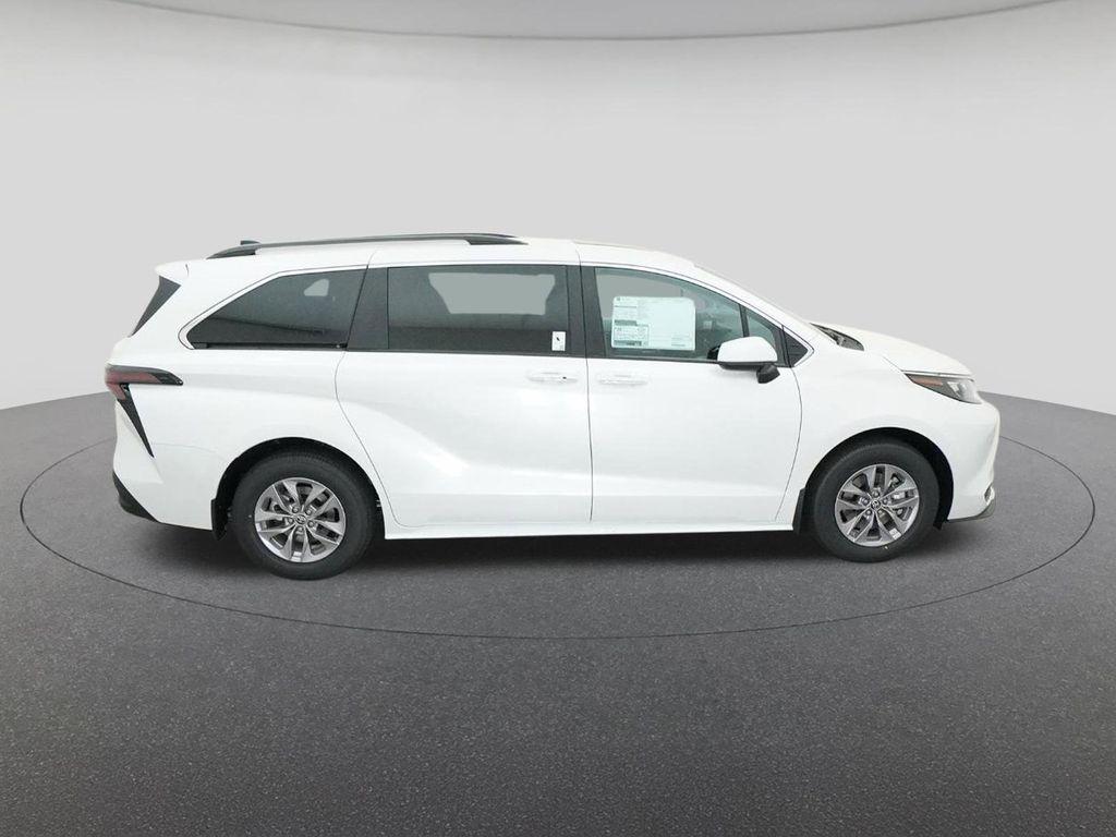 new 2026 Toyota Sienna car, priced at $50,125