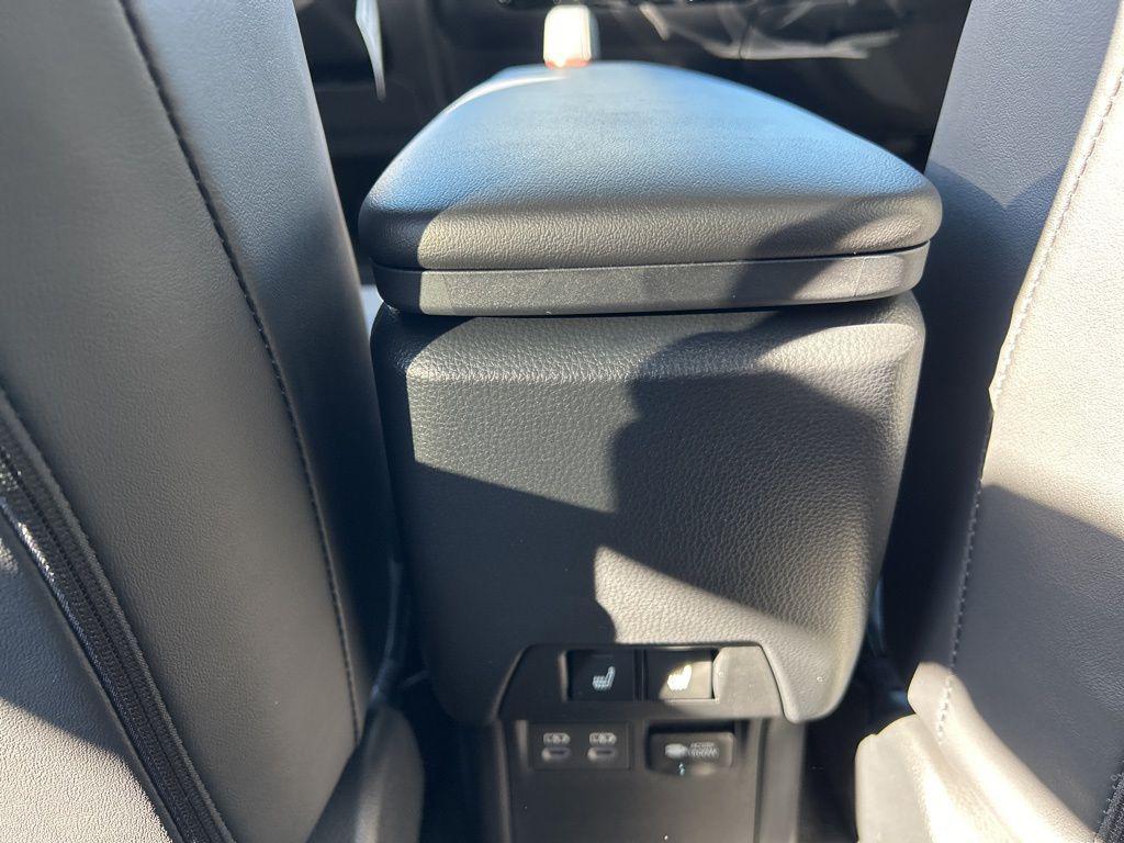 new 2026 Toyota Prius Plug-In Hybrid car, priced at $44,362